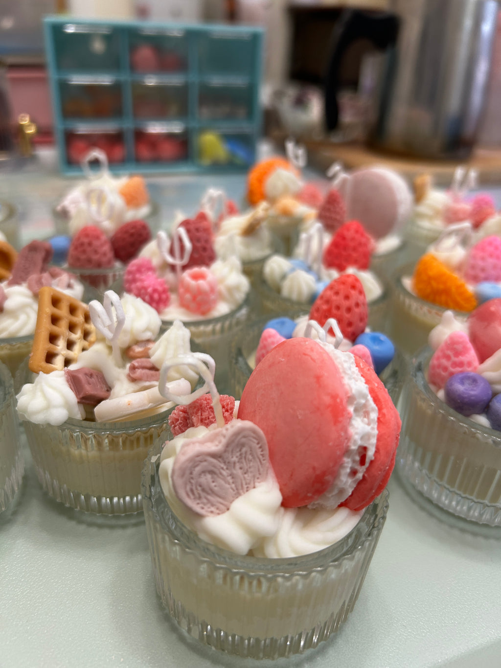Sip & Spark: Make Your Own Cake Candle — Level 1: Decorate Your Cake (Beginner)